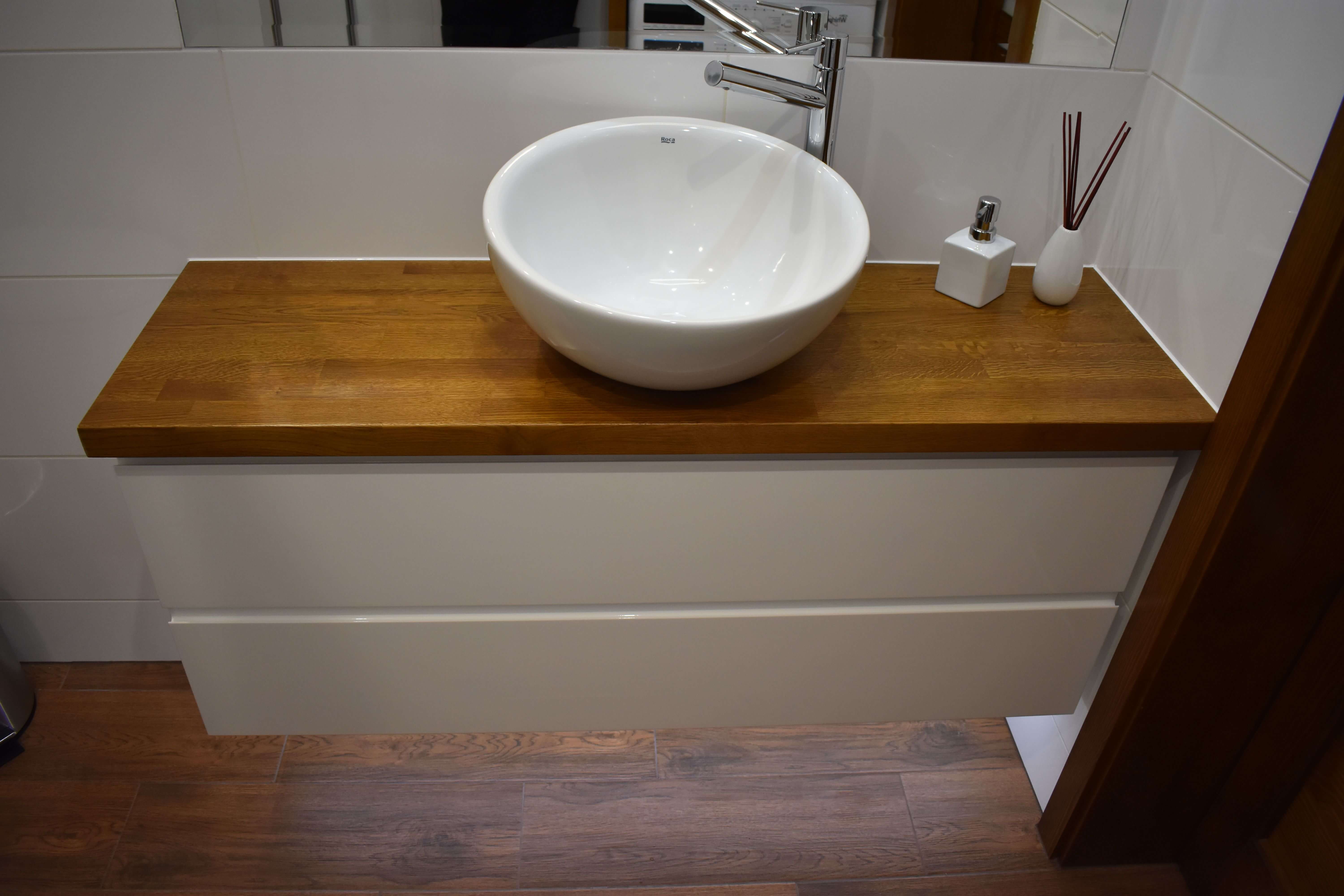 biala-nowoczesna-szafa-przesuwna-na-wymiar